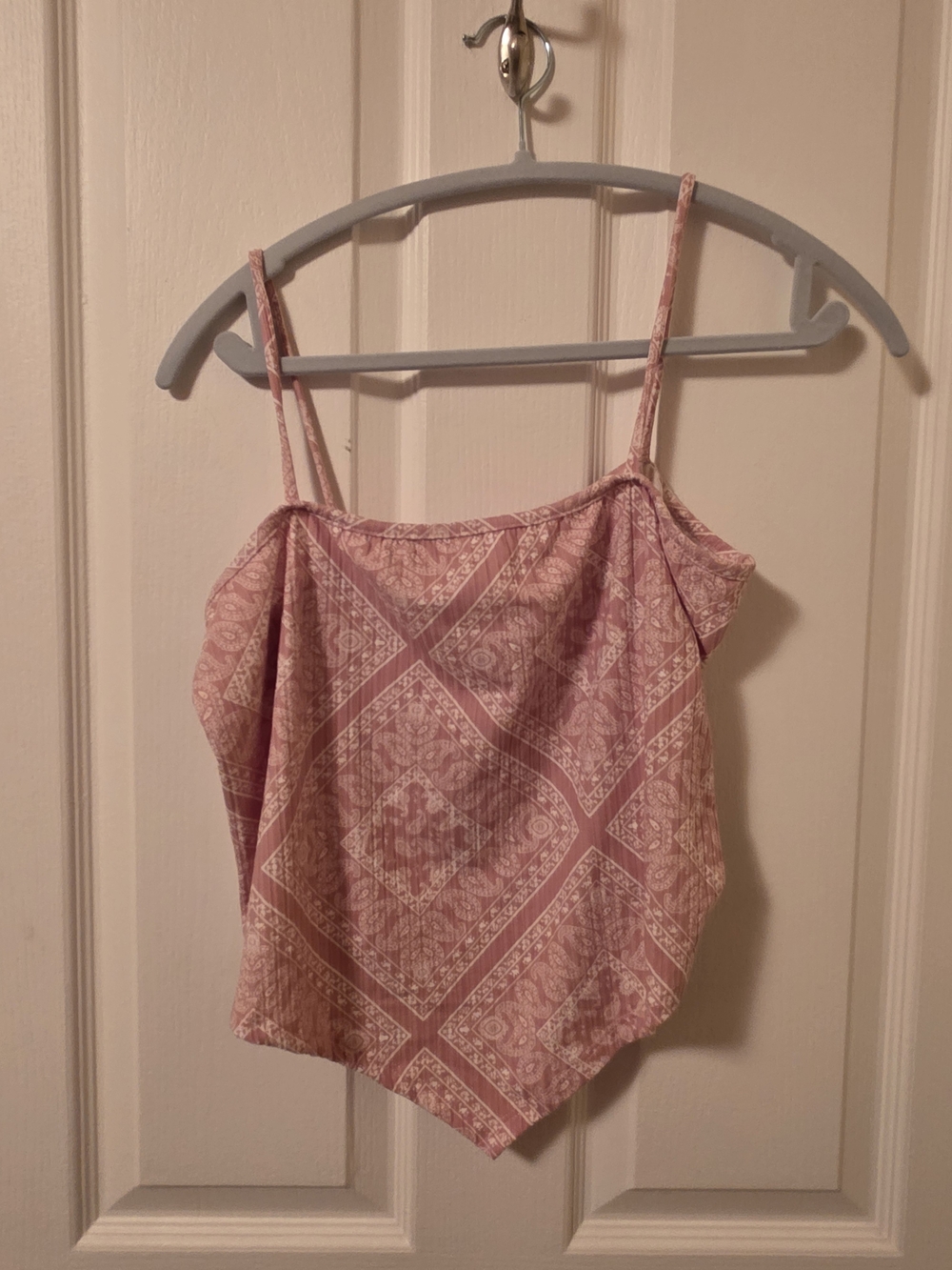 BiBi Pink Paisley Handkerchief Hem Top Ribbed Boho Blouse